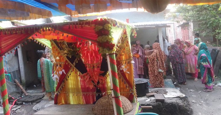 সিরাজগঞ্জে বিয়ে বাড়িতে চেতনানাশক ছিটিয়ে চুরি